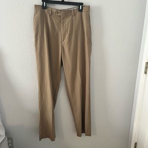 Roundtree & Yorke Easy Care Pants; Size 34x32